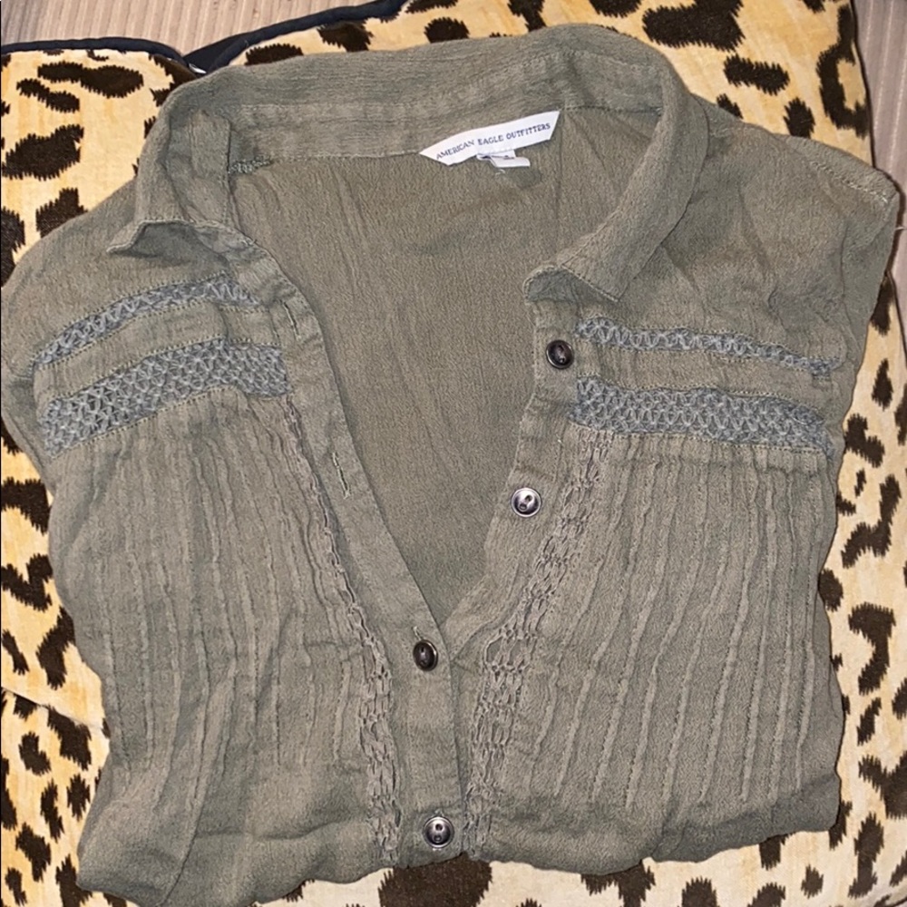 American Eagle 🦅 green blouse